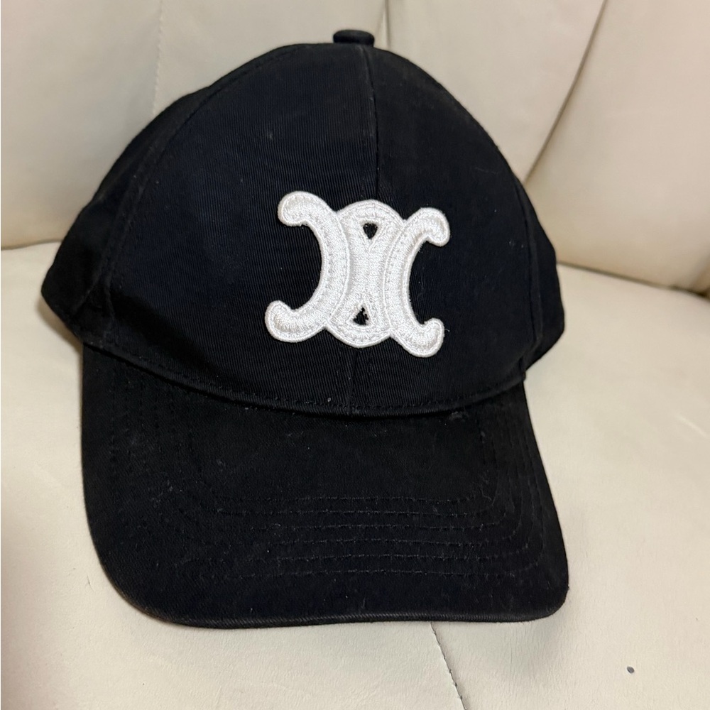 Celine Black Cap with White Label - Picture 9 of 13